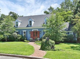 84 Rustic Ter, Little Silver, NJ 07739