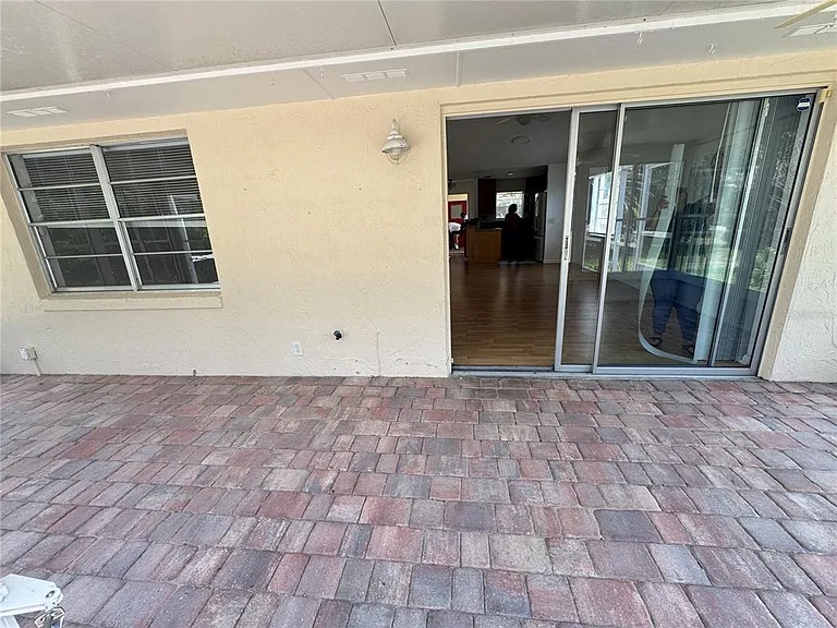 427 Greenfield Rd — Photo 13