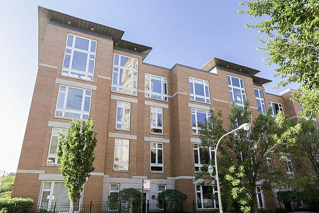 1st image of 1003 W Buena Ave #1E