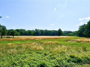 Metcalf Rd, Willoughby, OH 44094