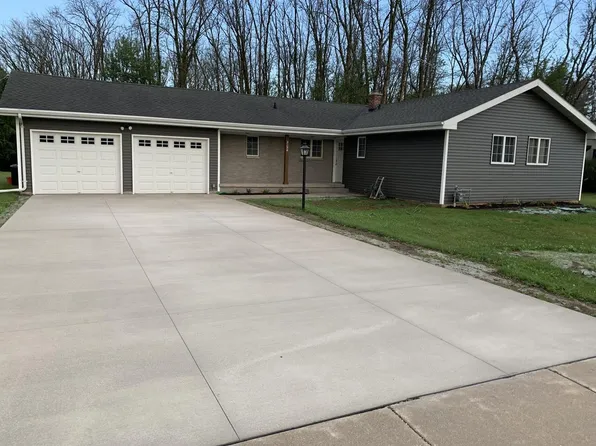 2134 Paul ROAD, Manitowoc, WI 54220