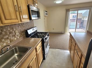 1720 41st St APT F, North Bergen, NJ 07047