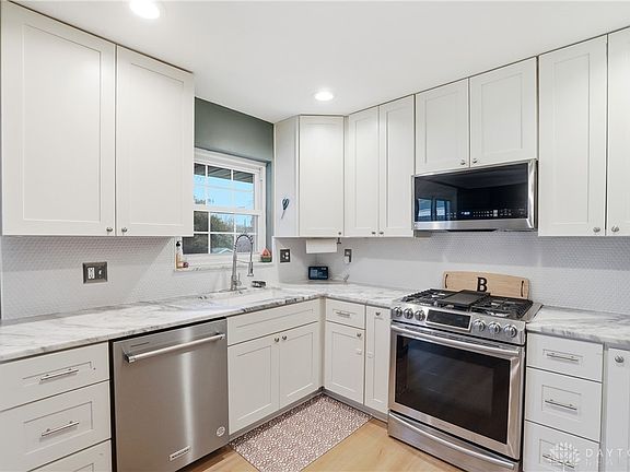 4th image of 107 Cowan Dr