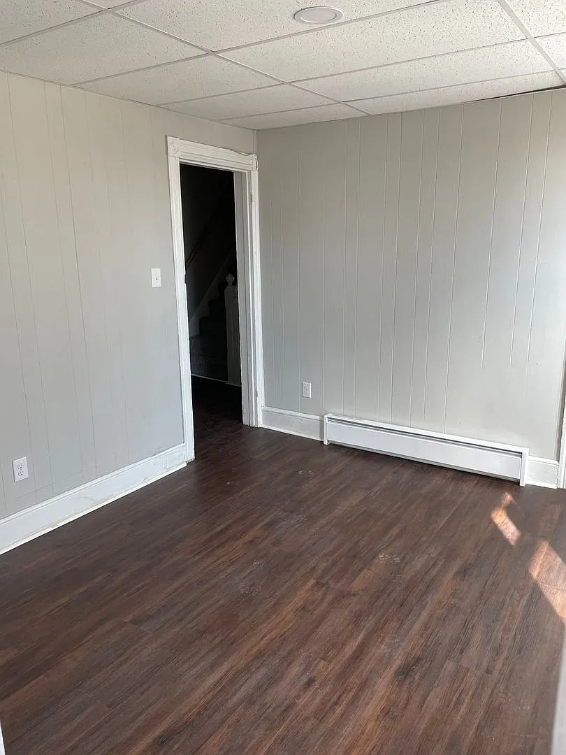 524 Somerset Street — Photo 3