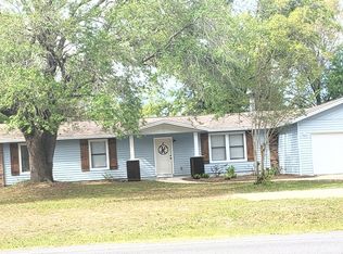 3281 Airport Rd, Crestview, FL 32539