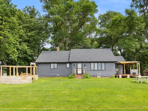 17718 705th Ave, Dassel, MN 55325