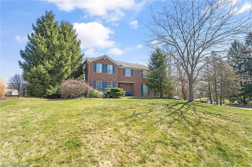 1165 Cream St photo 1