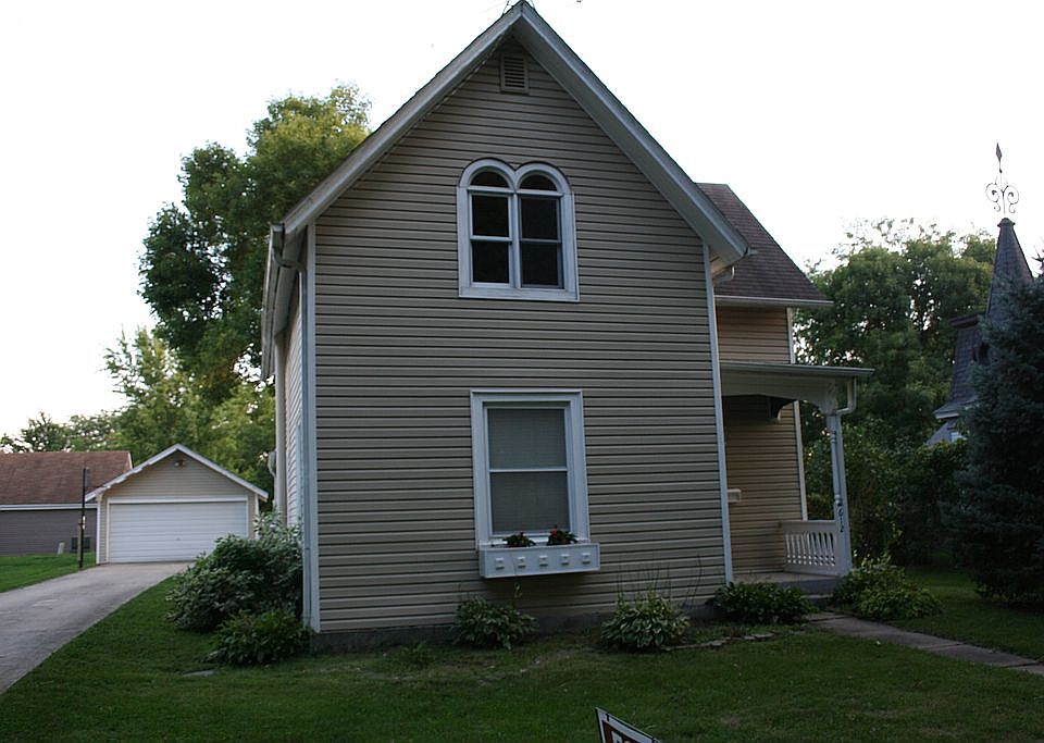 1st image of 612 E Court Ave