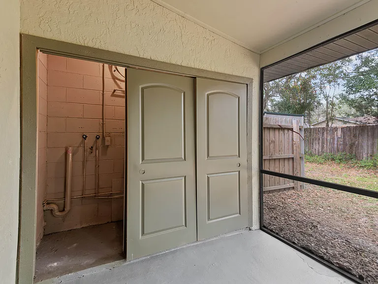 2551 Vale Ct — Photo 10