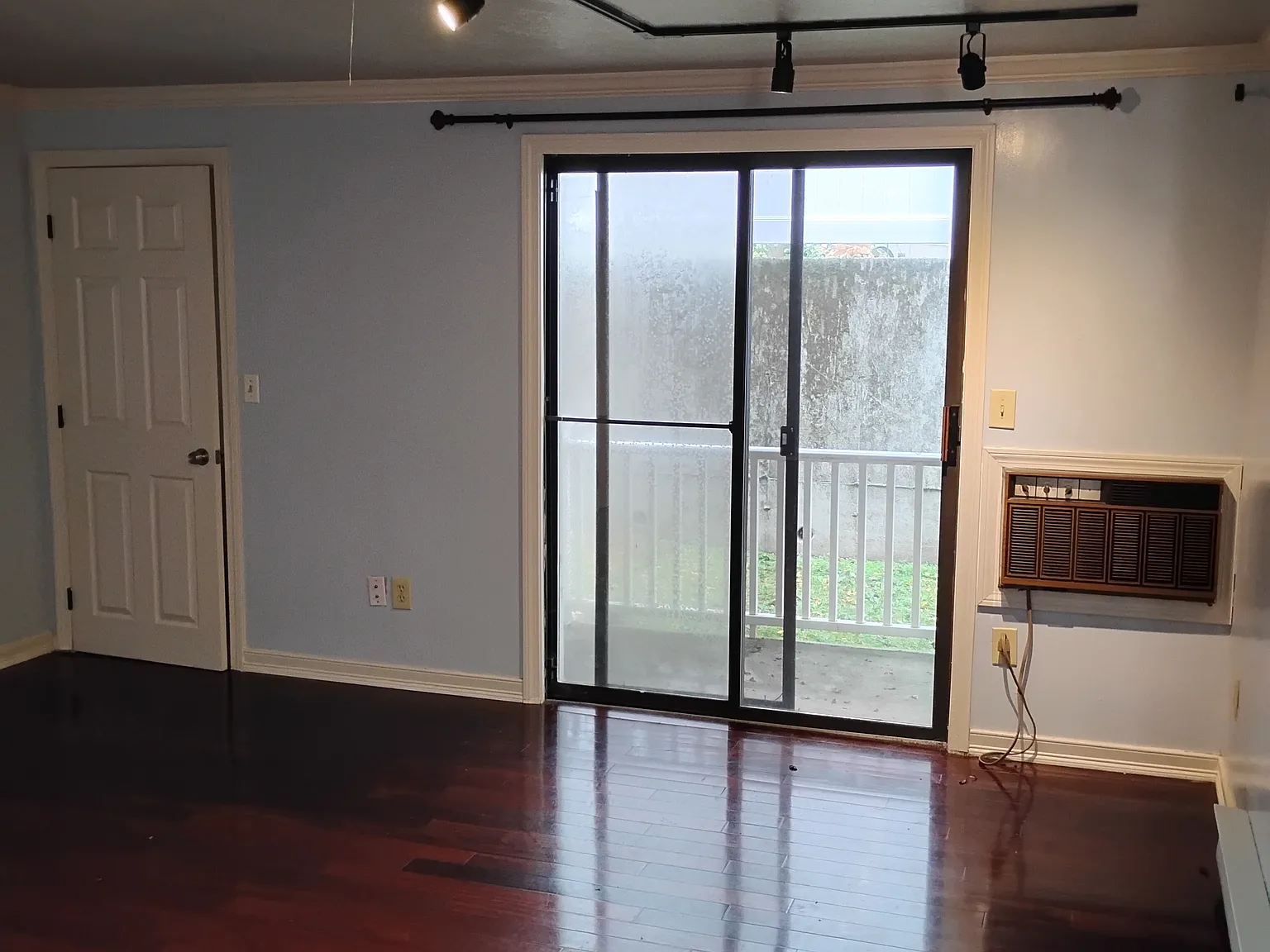 11 Hulbert Rd — Photo 4