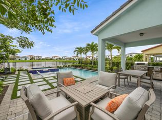 5544 Starfish Rd, Loxahatchee, FL 33470