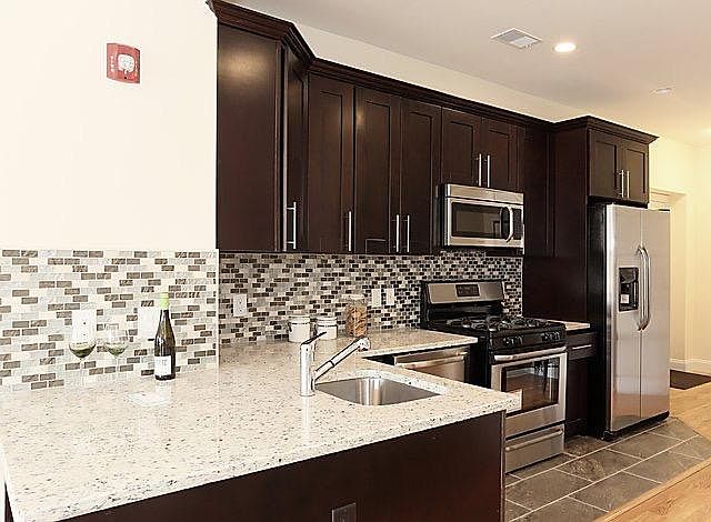 1st image of 95 N Walnut St APT 501