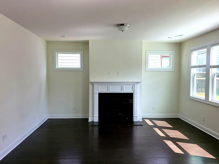 1521 Tinos Overlook Way — Photo 18