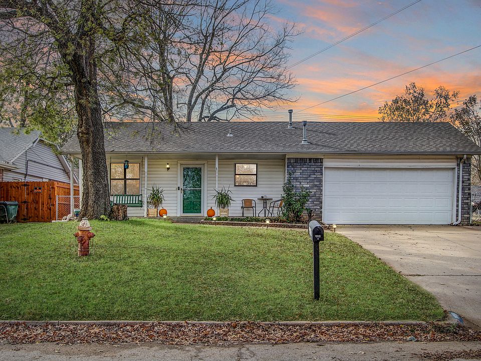 1st image of 4918 Redbud Dr