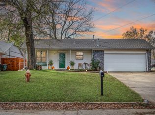 4918 Redbud Dr, Sand Springs, OK 74063