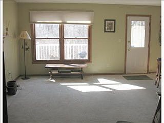 5th image of 11945 Laurel Oak Dr
