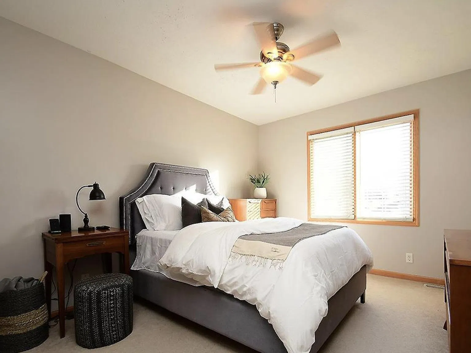 3 bed, 1736 sqft, $2,095 — Photo 3