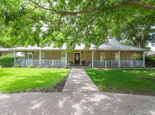 103 Yucca Ln, Ozona, TX 76943