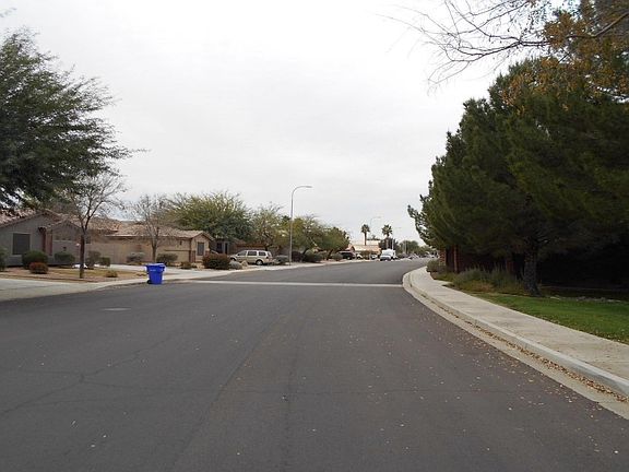 4th image of 2589 E Hawken Way