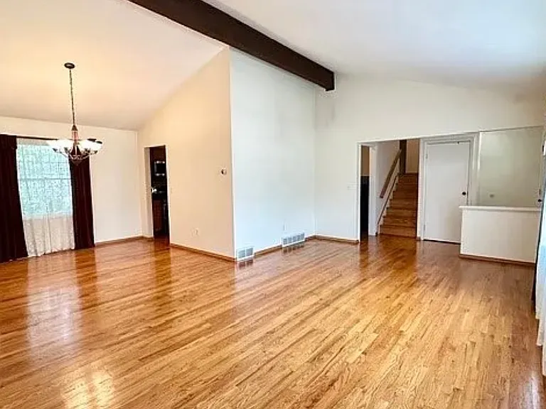 26888 Sweetbriar Dr — Photo 10