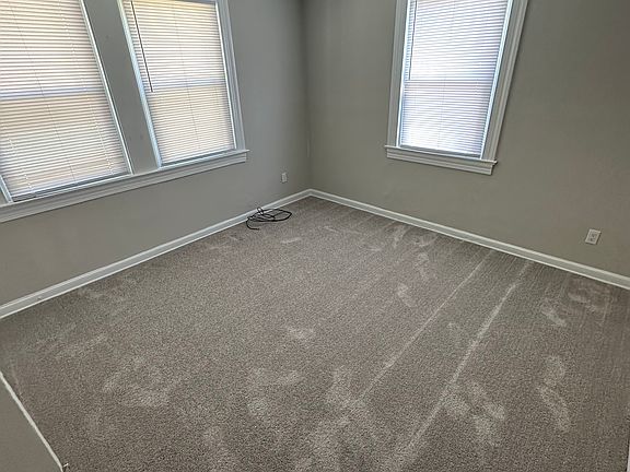 5th image of 627 Decatur St