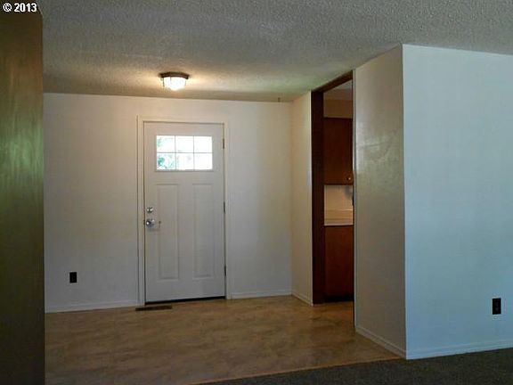 Dining/Backdoor/Kitchen