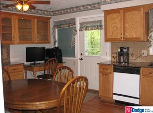 4961 S 56th St, Omaha, NE 68117