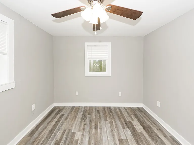 209 Testament Ln — Photo 17