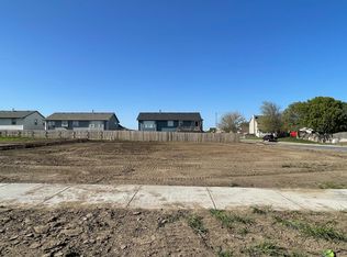 9222 E Creed St, Wichita, KS 67210