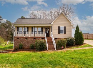819 Merideth Dr, Graham, NC 27253
