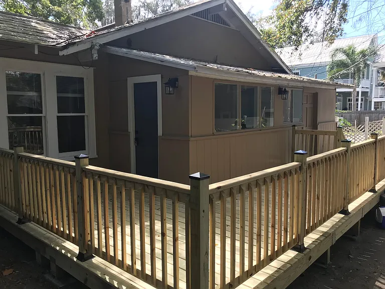 515 E Amelia St — Photo 28