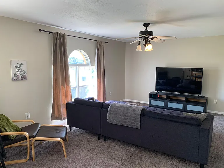 422 Fairfield Dr — Photo 11