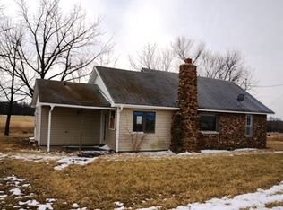 444 Iris Rd, La Russell, MO 64848