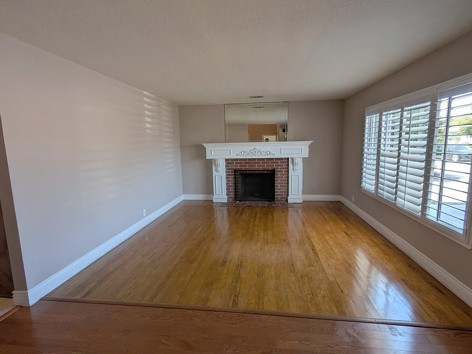 1 bed, 1780 sqft, $895 — Photo 3