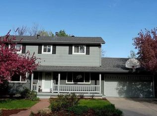 566 W Easter Pl, Littleton, CO 80120