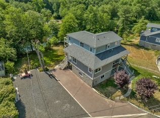 4 Kates Tract, Mount Holly, NJ 08060