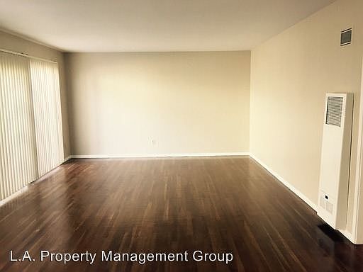 1st image of 9425 Crenshaw Blvd