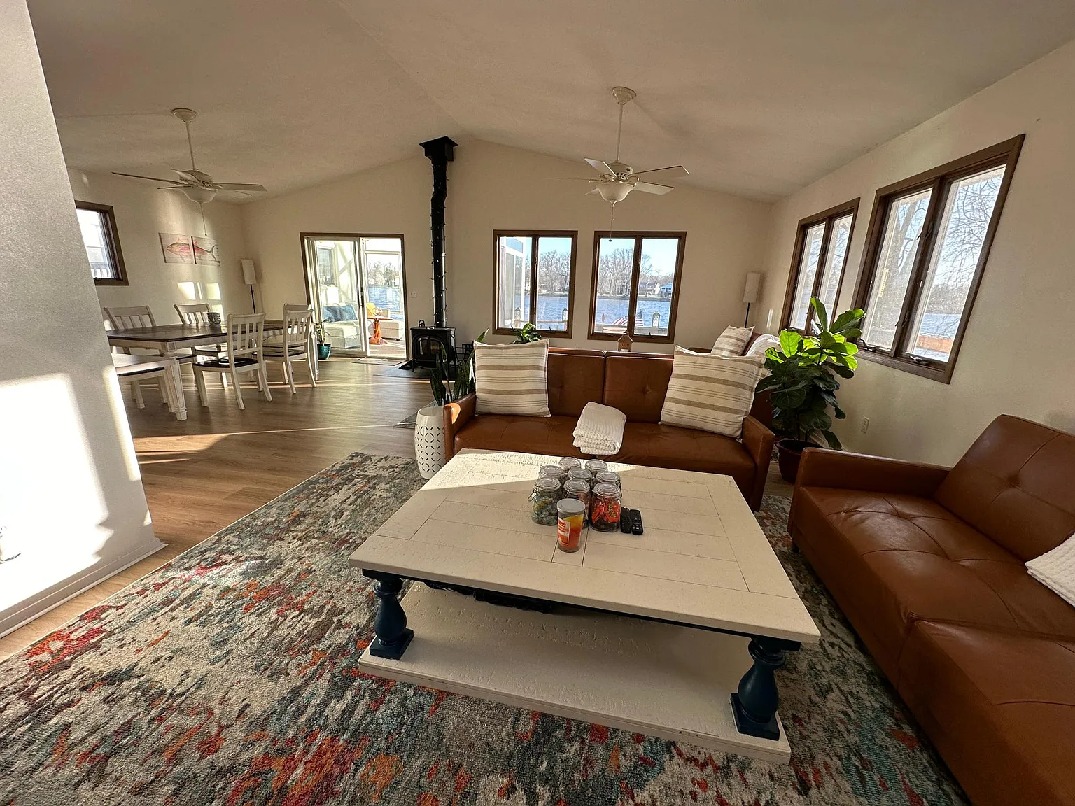 3420 N Shore Dr — Photo 1