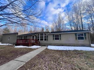 W3391 Sand Ridge Rd, Peshtigo, WI 54157