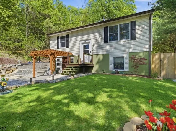 414 Macopin Rd, West Milford Twp., NJ 07480