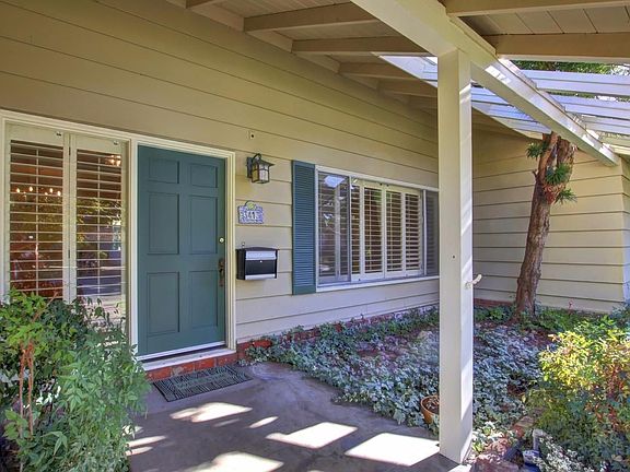 2nd image of 3413 Sierra Oaks Dr