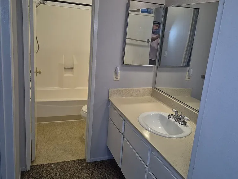 1130 W. San Bernardino Rd — Photo 19
