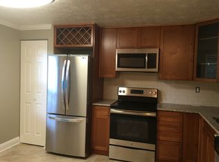 3059 Dara Dr, South Park, PA 15129