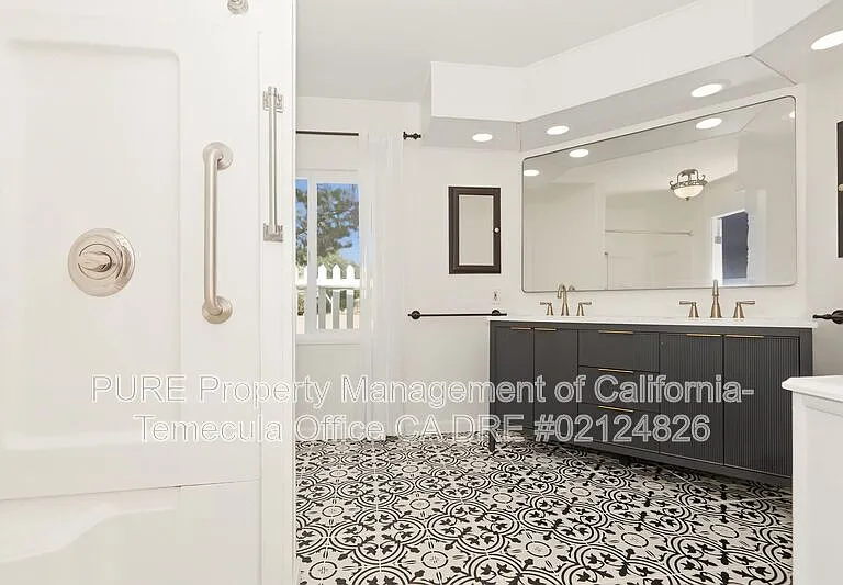 33426 Windmill Rd — Photo 16