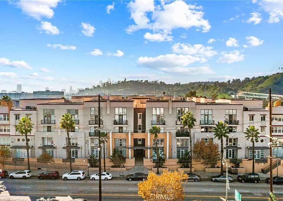1st image of 360 Avenue 26 #117
