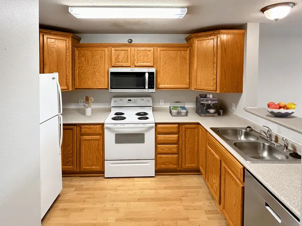 2610 Northridge Pkwy