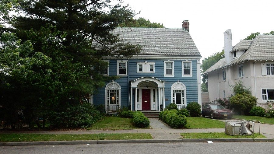 1st image of 230 Derrom Ave