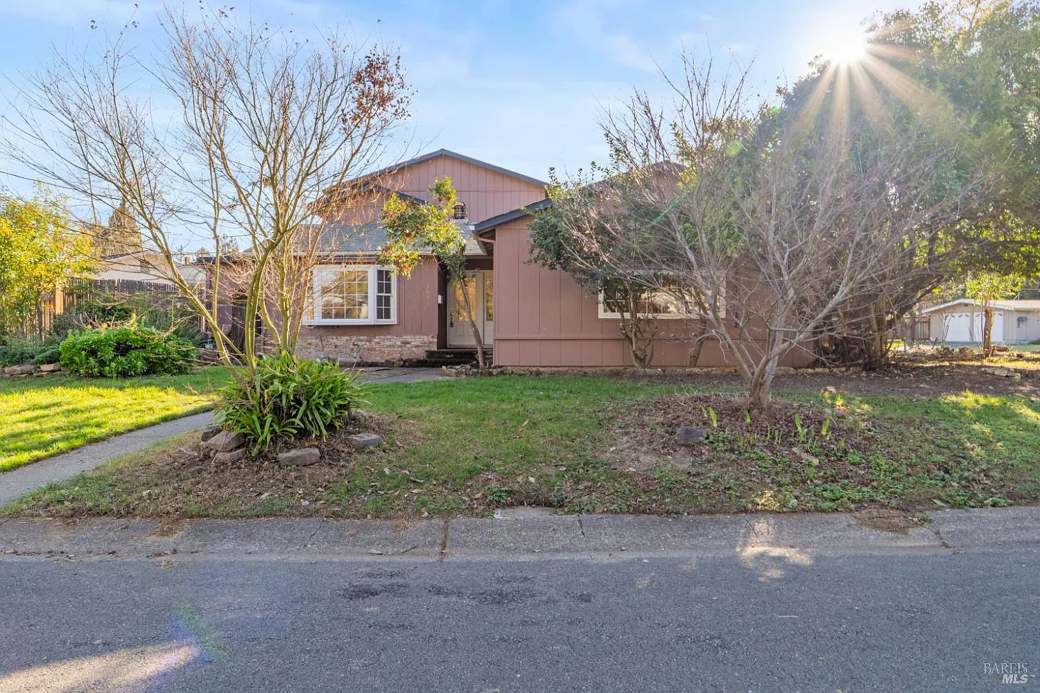 1051 Vassar Drive photo 1