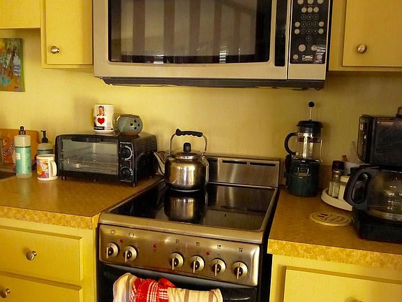 4th image of 1167 Ocean Shore Blvd APT 6