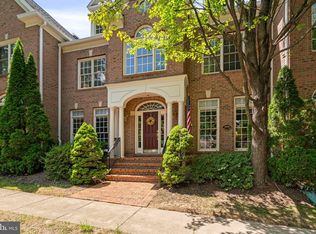 3846 Farrcroft Grn, Fairfax, VA 22030